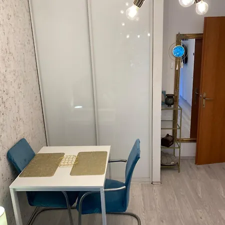 Del Mar Apartment, Two Bedrooms, Beachfront Apartment *