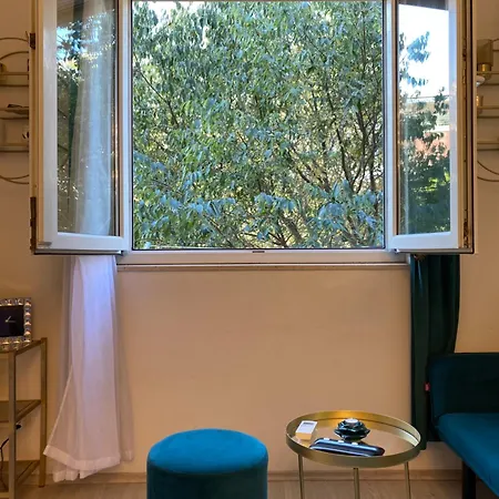 Del Mar Apartment, Two Bedrooms, Beachfront Apartment Split