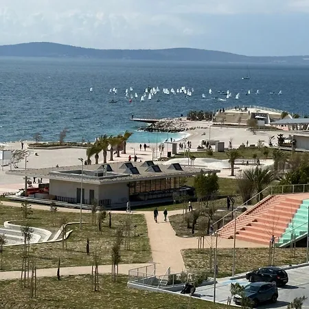 Lägenhet Del Mar Apartment, Two Bedrooms, Beachfront Split