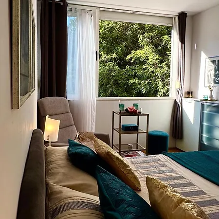 Apartment Del Mar Apartment, Two Bedrooms, Beachfront *